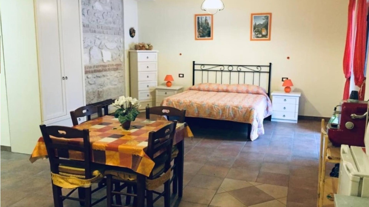 Pettorano sul Gizio Apartment | Serene Abruzzo Retreat with Mountain Views