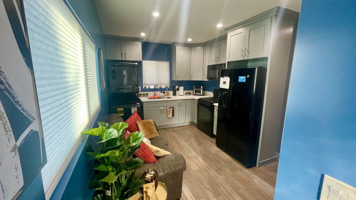 Paramount Apartment | Serene and Pure Haven w/state of the art Decor and Amenities