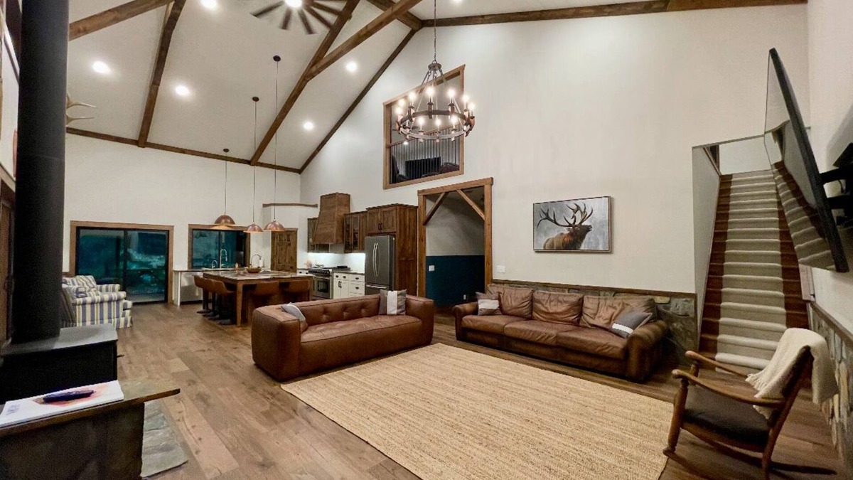 Deerwood House | Serene and spacious home in the woods, w/hot tub. Minutes from bike trails.