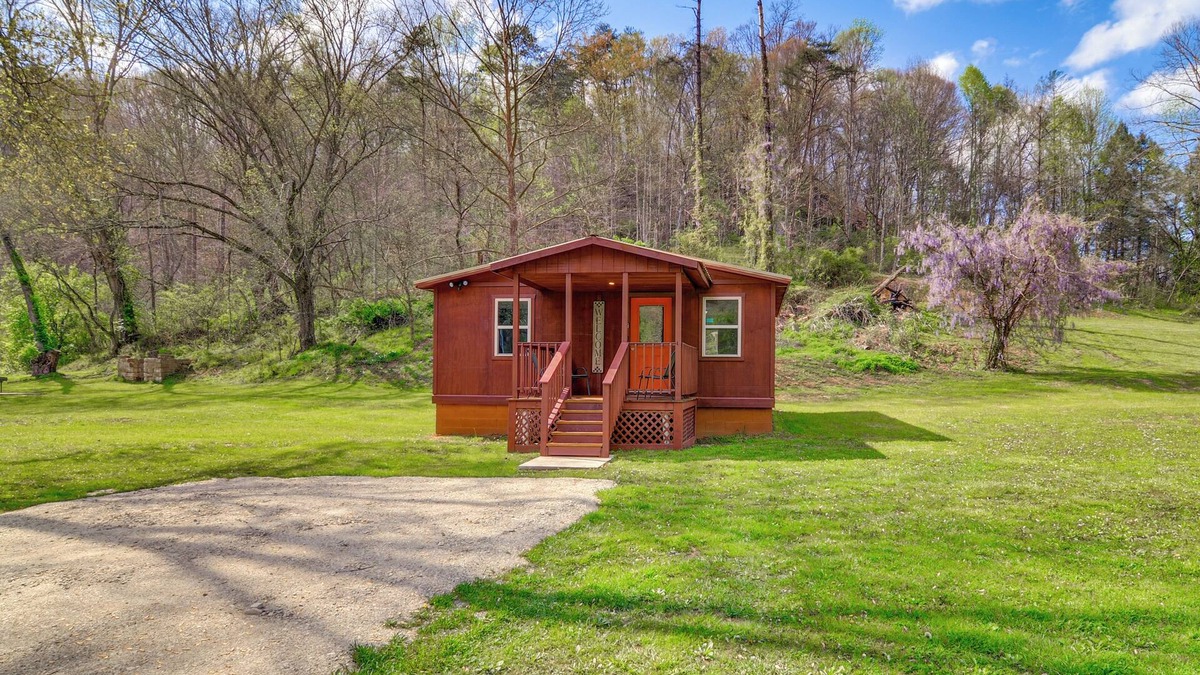 Beattyville Cabin | Serene Beattyville Cabin: 24 Mi to Red River Gorge