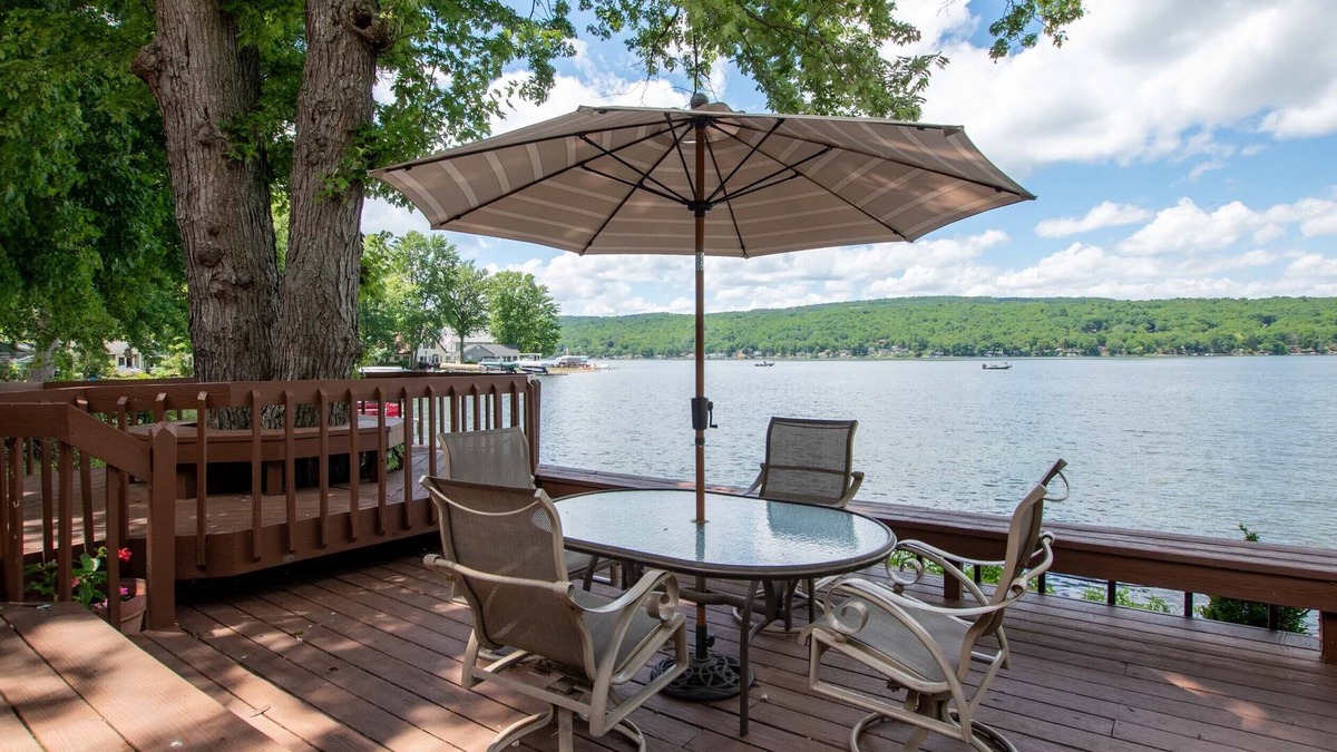 Honeoye House | Serene Beauty at Inspiration Cove