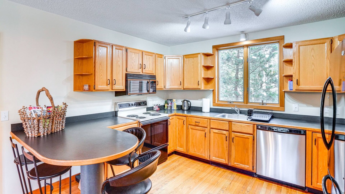 Otis House | Serene Berkshires Oasis w/Pool & Sculpture Garden