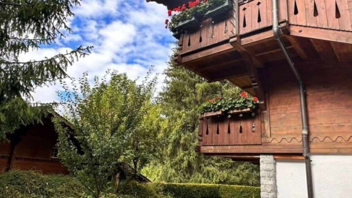 Gstaad Apartment | Serene Chalet With Shared Pool and Spa