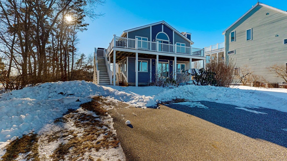 Biddeford Pool House | Serene Coastal Retreat with Breathtaking Ocean Views and Fire pit