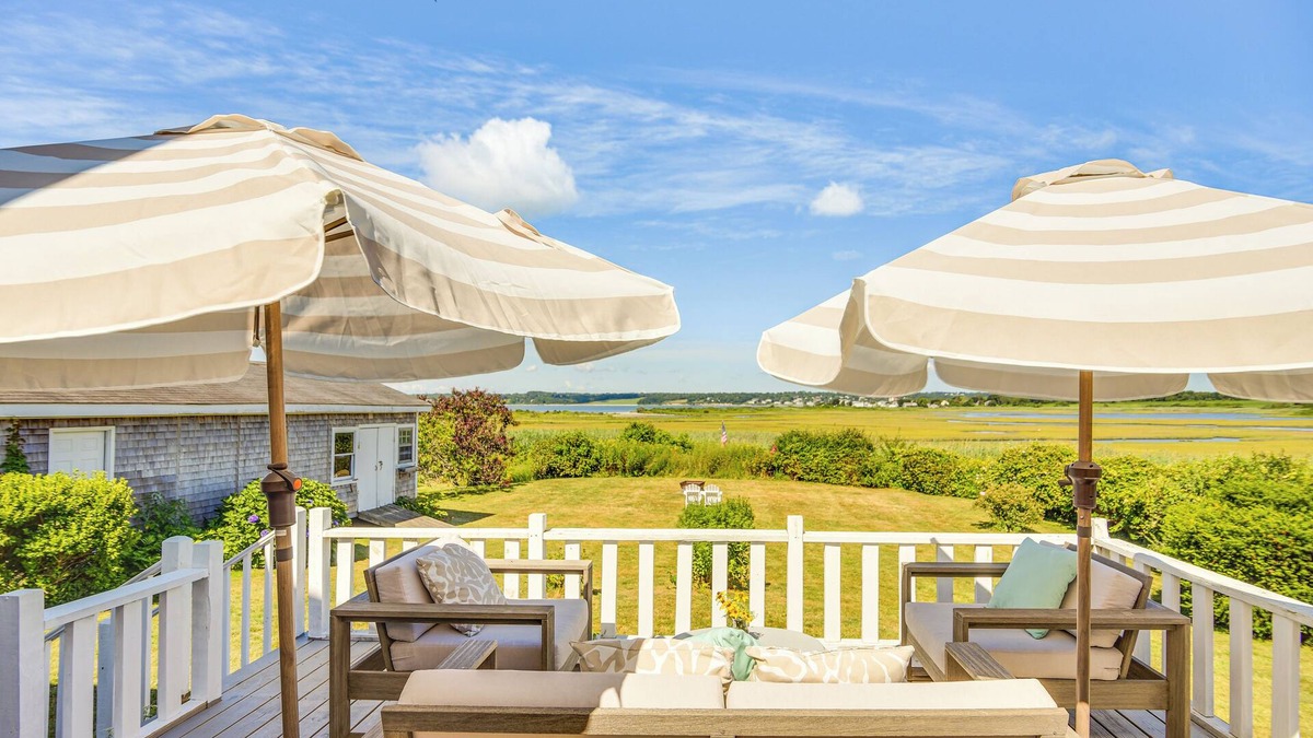 Little Compton House | Serene Coastal Getaway in Little Compton!