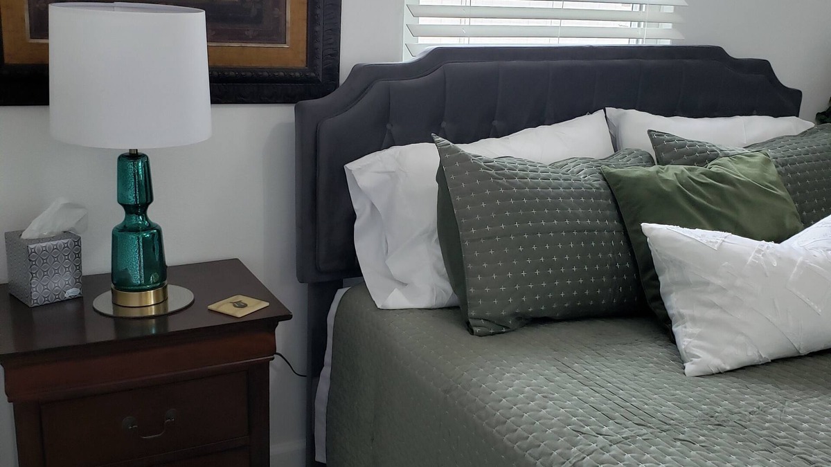 Joplin Condo | Serene, Fully Equipped Condo in Convenient, Safe Complex. Updated &Pet Friendly!
