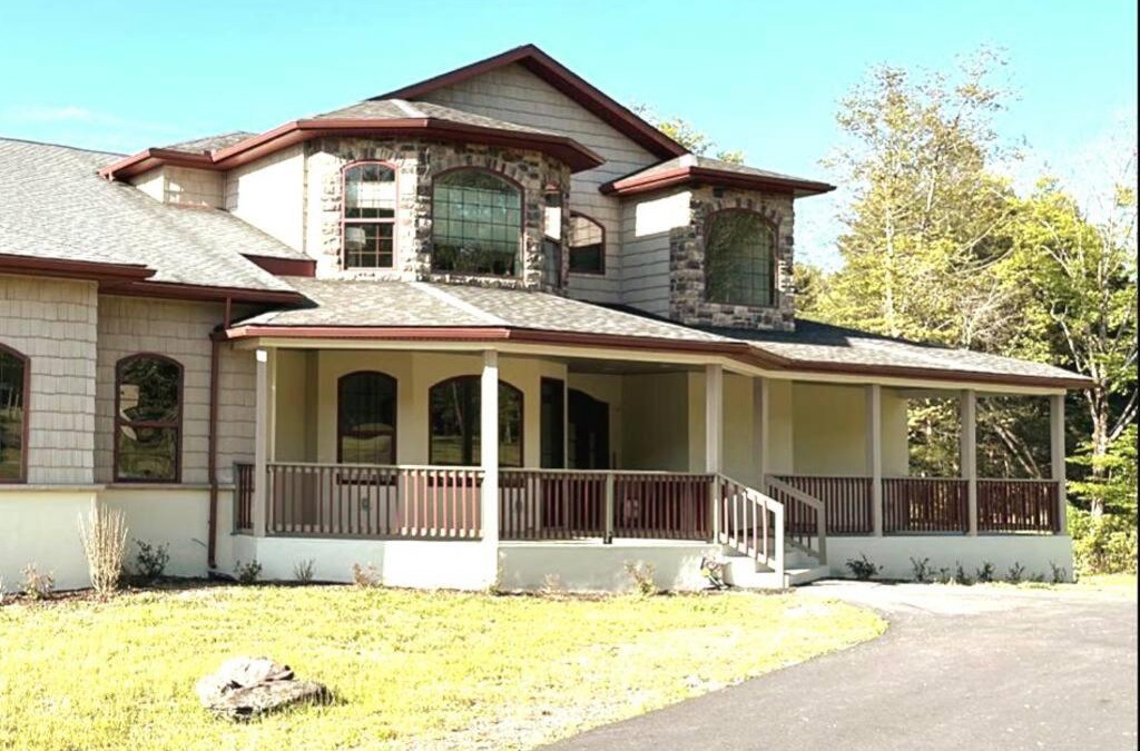Albrightsville Villa | Serene Haven-An Exotic Villa with Hot Tub