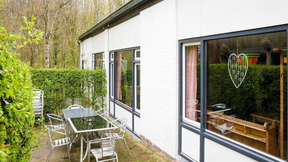 Municipality of Meerssen House | Serene Holiday Home in Ulestraten with Terrace
