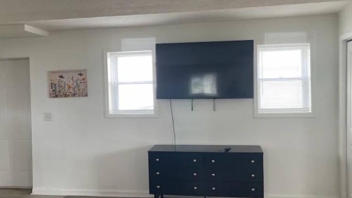 Ostrander House | Serene Home & Endless Sky-Views, 3-BR