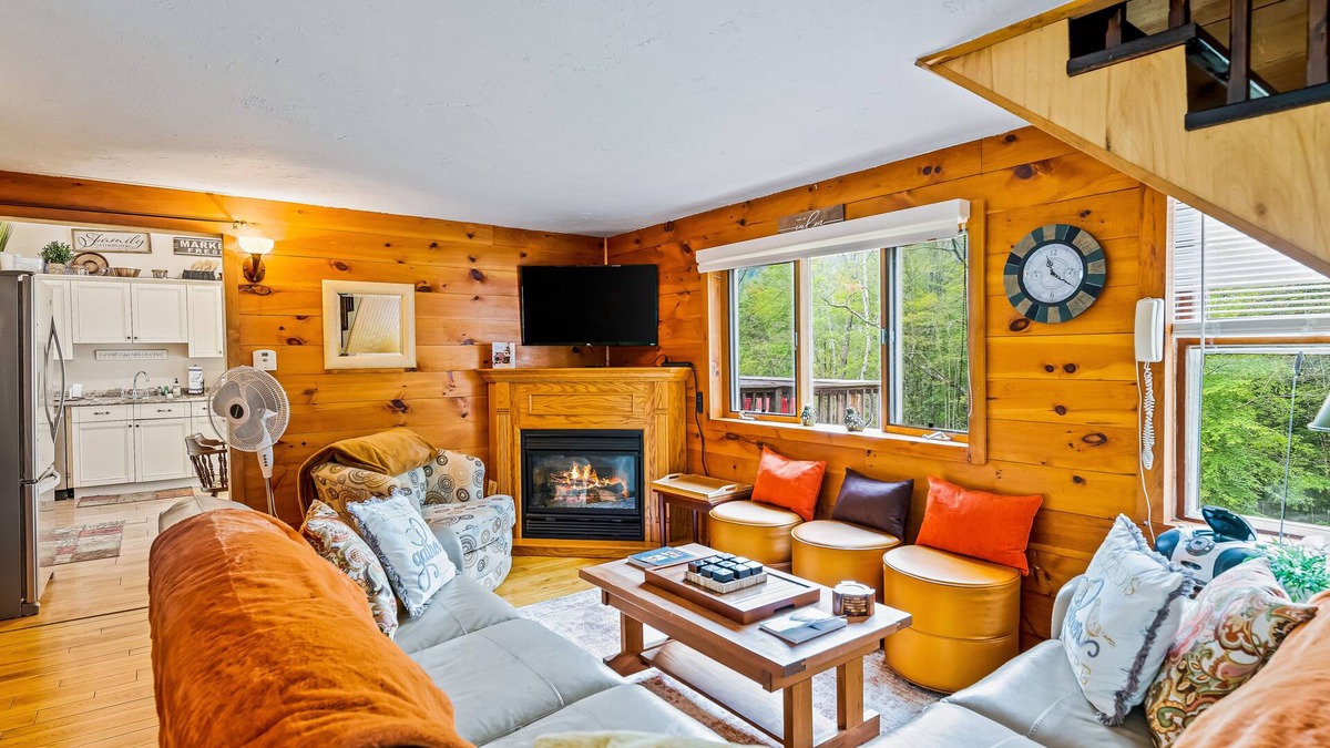 Diamond Point House | Serene home near Lake George, 20 minutes to Gore Mountain Ski Resort