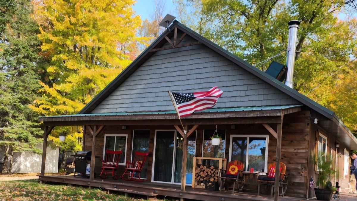 Goodman House | Serene Lakeside Hideaway on ATV/Snowmobile Trails