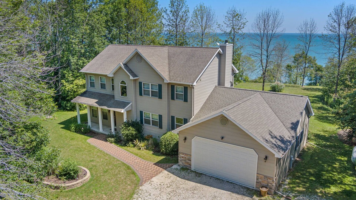 Branch House | Serene Lakeview Retreat on Lake Michigan - Minutes to Whistling Straights