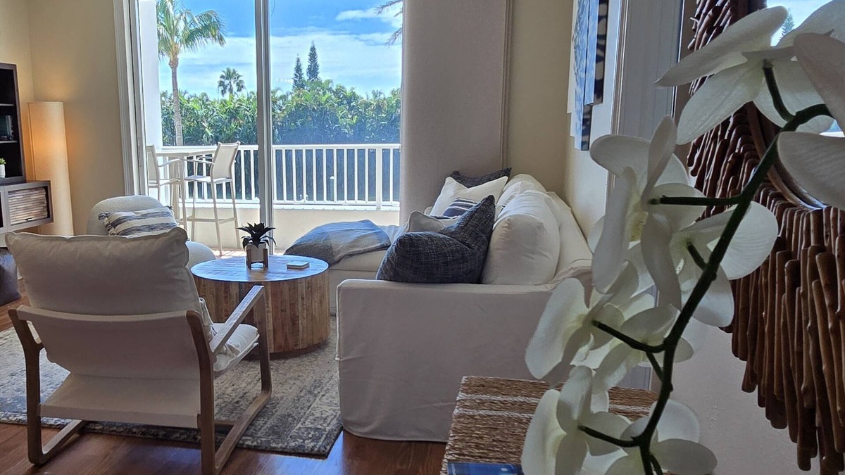 East Ocean Ave Condo | Serene Marina Views await at this One-Bedroom Gem. Intercoastal living!