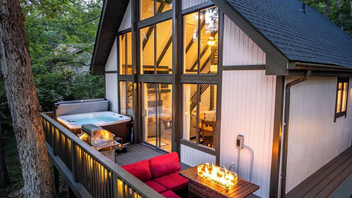Massanutten House | Serene Massanutten Retreat, Nestled in the Trees