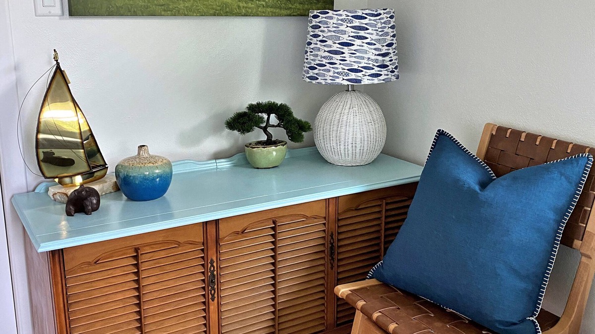 Springdale House | Serene Mid-Century Retreat: Discover Northwest Arkansas' Hidden Gem!
