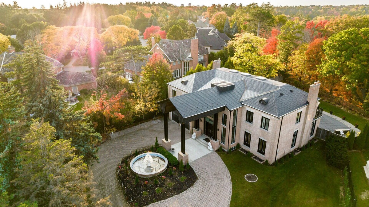 Sheridan Villa | Serene Oasis: 5BR Royal Villa With Private Pool