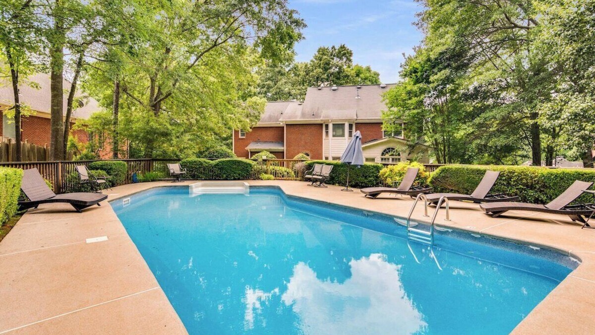 Conyers House | Serene Poolside Oasis 5 BR, Office, Luxe Amenities