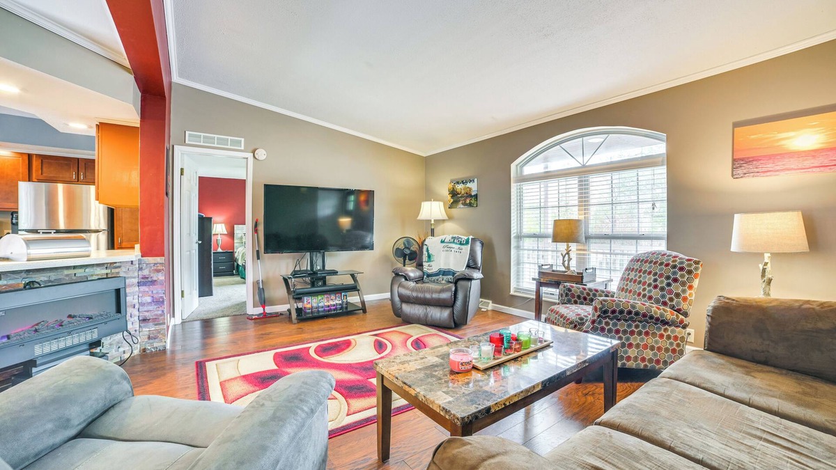 Presque Isle House | Serene Presque Isle Harbor Home on Sunrise Side!