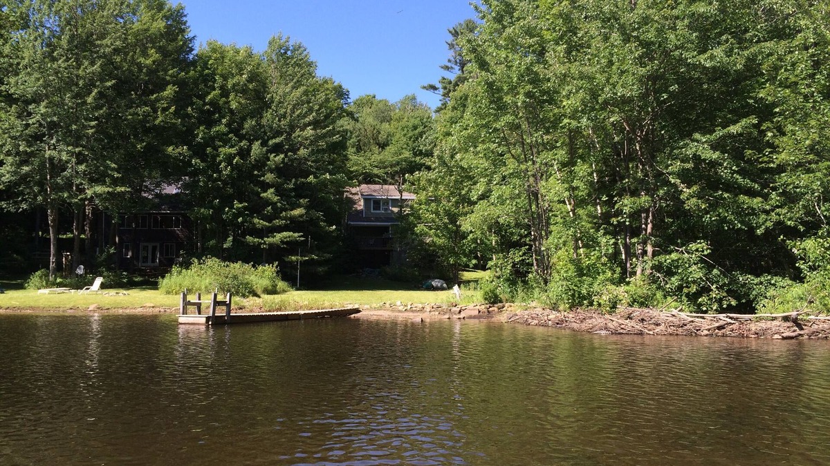 Sherwood Forest House | Serene, Private Waterfront House -Perfect Summer Retreat!