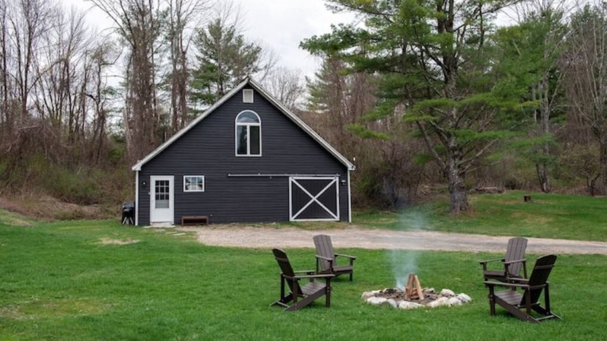 North Egremont House | Serene Renovated Barn w/Firepit