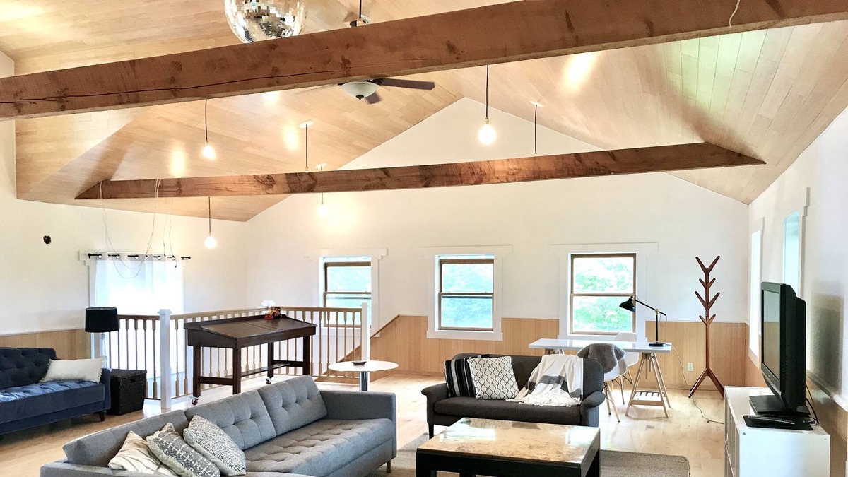 Germantown House | Serene retreat in a converted dairy barn with pond views