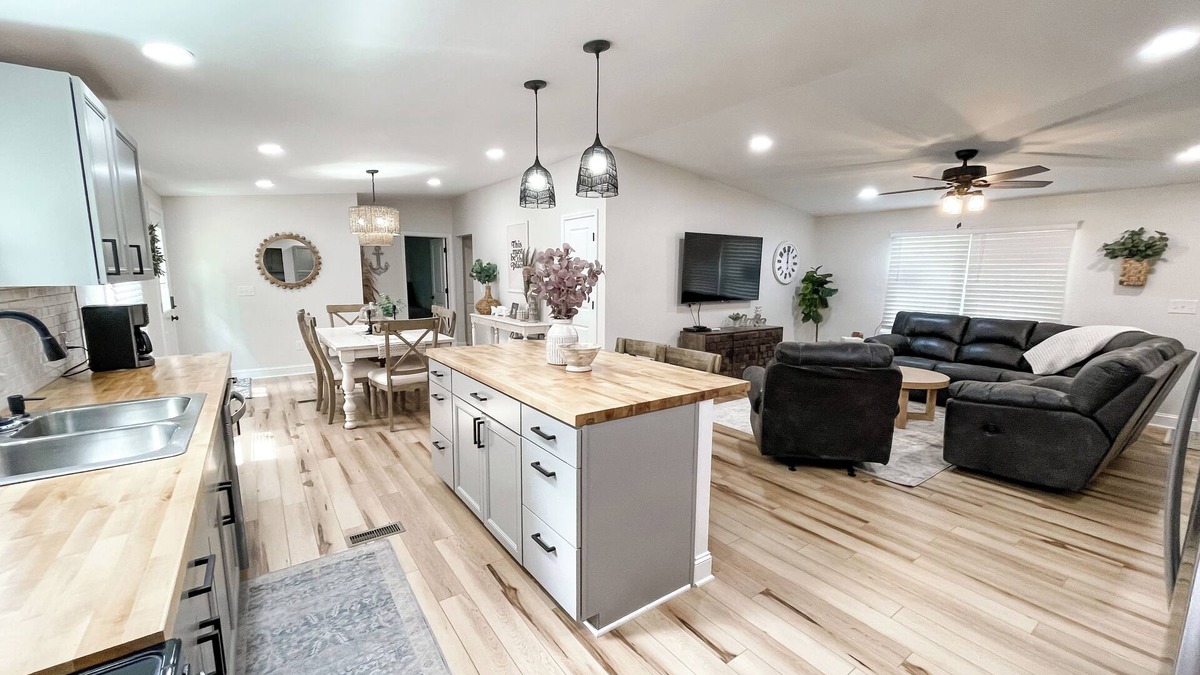 Keslers Cross Lanes House | Serene Retreat Near Summersville Lake