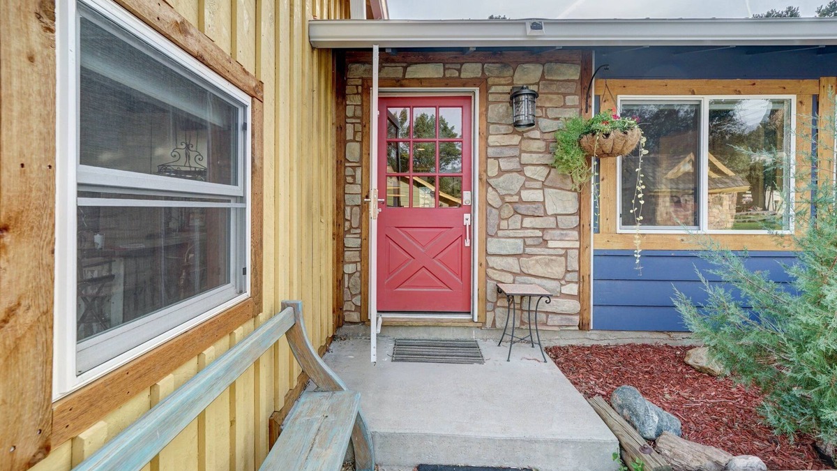 Howard Apartment | Serene River Place Retreat Unit 2, 1-bedroom condo nestled along the river in Howard, CO.