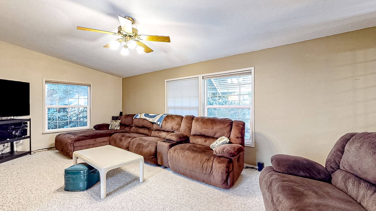 Bremerton House | Serene & secluded home with a large yard, deck, grill, jetted tub, W/D, and AC