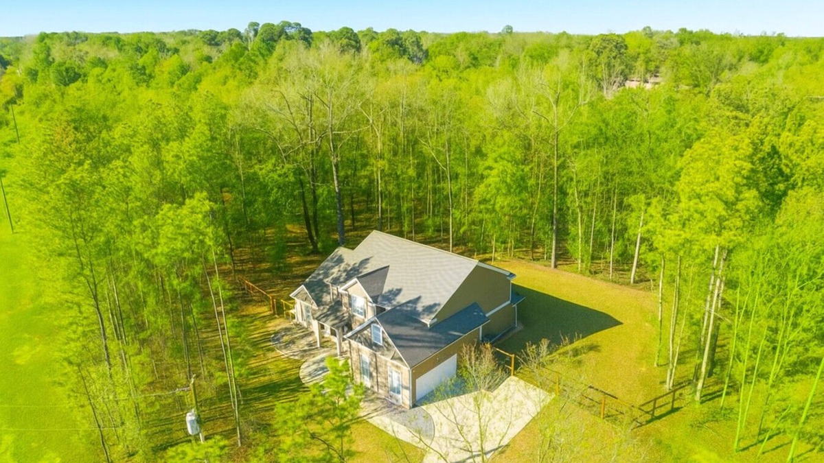 Upatoi House | Serene Stay | 4BR, Pets, Board Games, Near Golf!