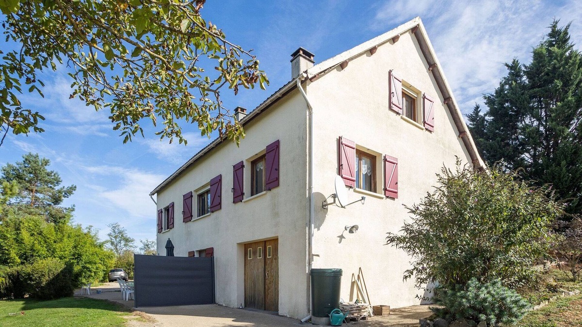 Thedirac Apartment | Serene Stay in Thédirac Hills