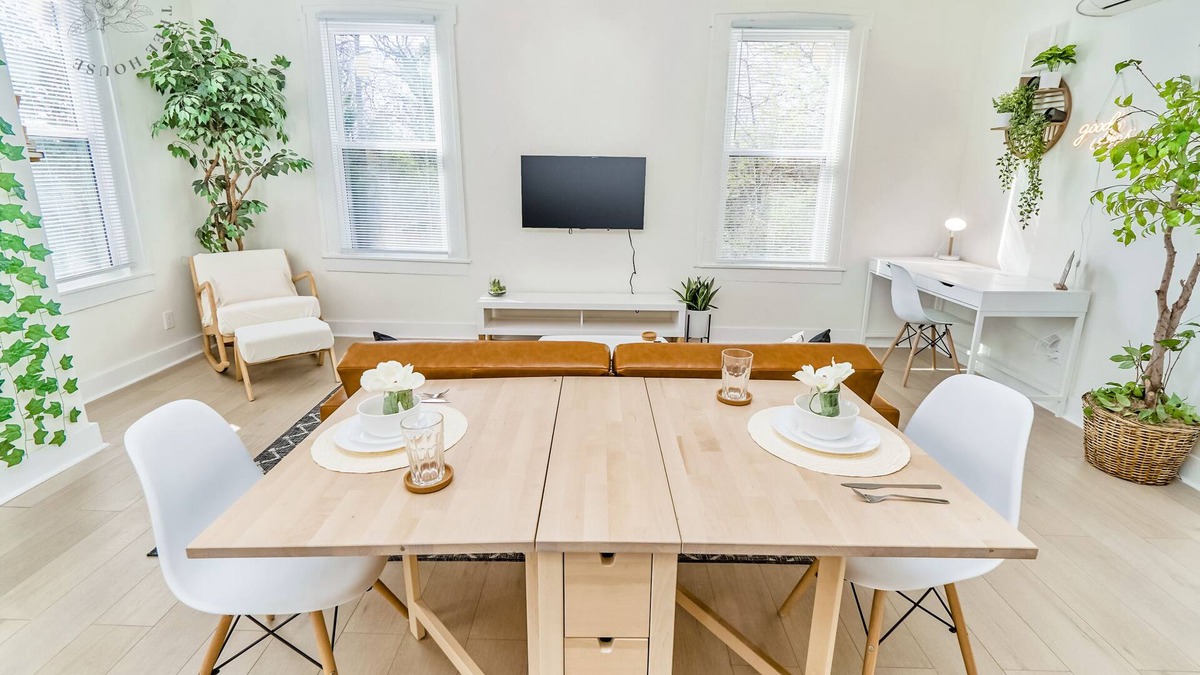 South Norfolk Apartment | Serene Tree House Retreat | Spacious 1br/1bth Home