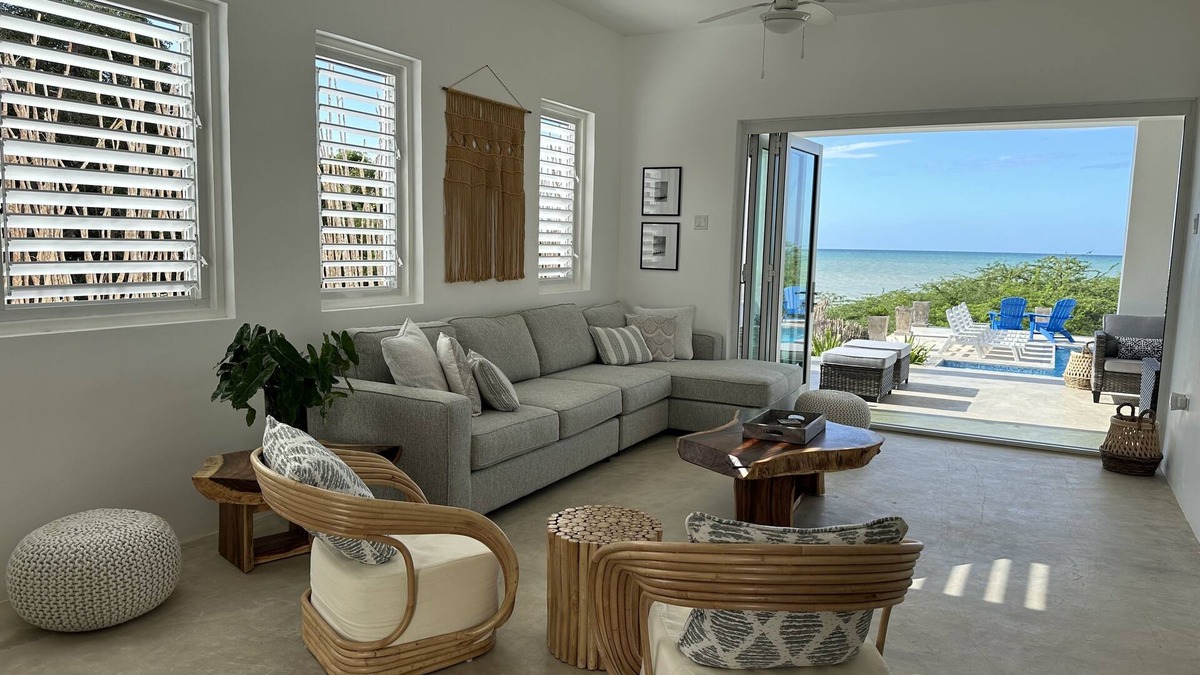 Treasure Beach Villa | Serene Villa on the Beach with Pool & Ocean views