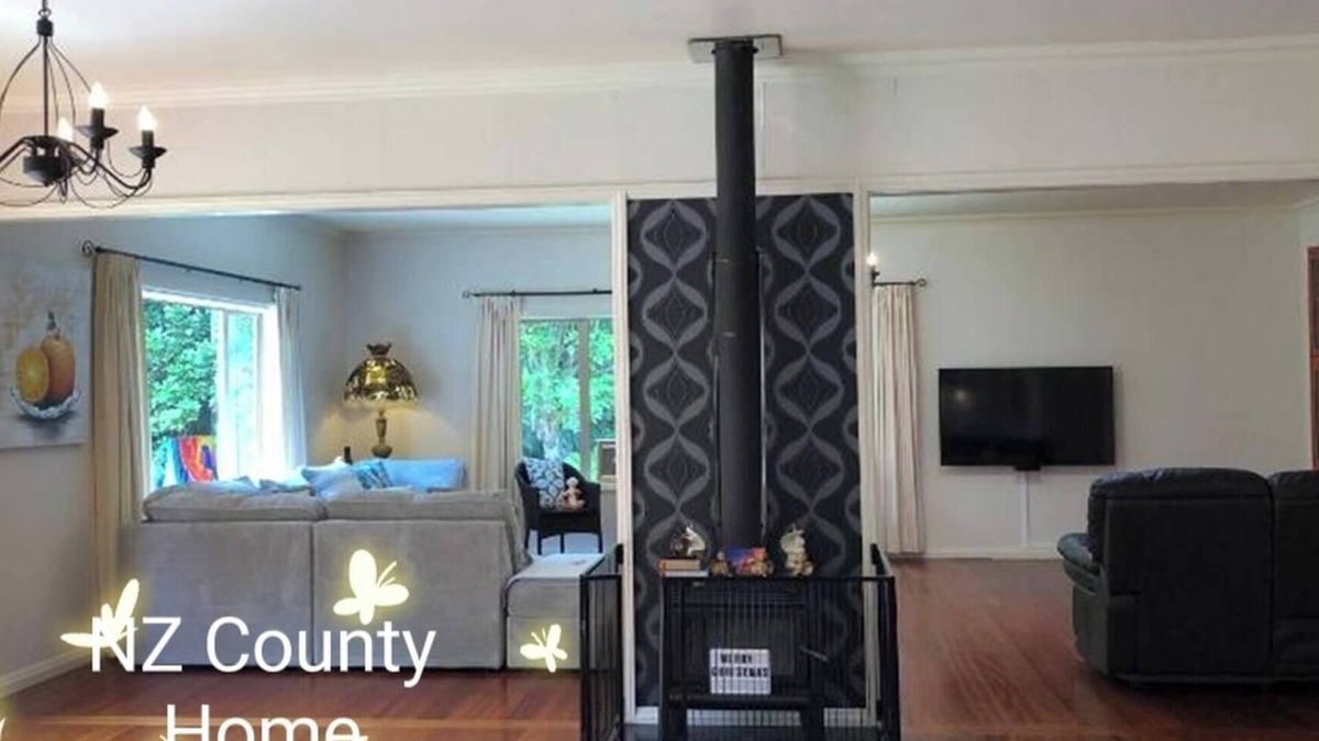 Glenbervie House | Serene Whangarei lifestyle luxurious modern home with trees and Garden Views