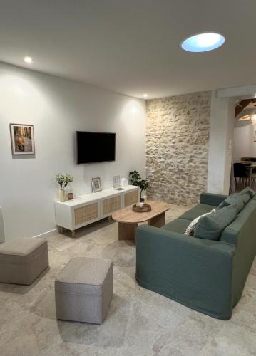 Nieuil l'Espoir Apartment | Serenity Appart', Les Clés de l'Espoir, proche Poitiers