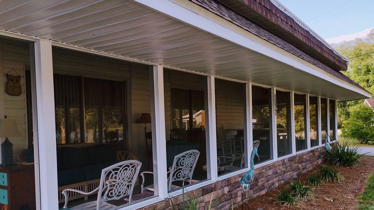 Hernando House | Serenity at the Lake