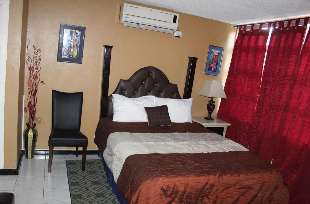New Kingston Apartment | Serenity at the Oxford
