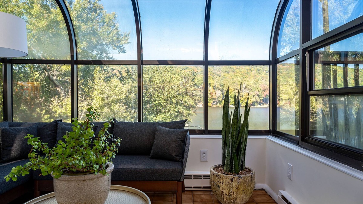 South Salem Cabin | Serenity Awaits at this Cozy Lakeside Bungalow