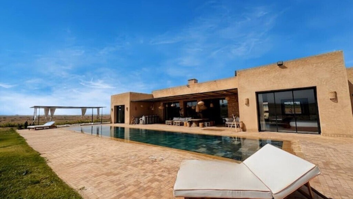 Souihla Villa | Serenity Awaits: Luxurious Four-Bedroom Villa Near Marrakech Center and Airport