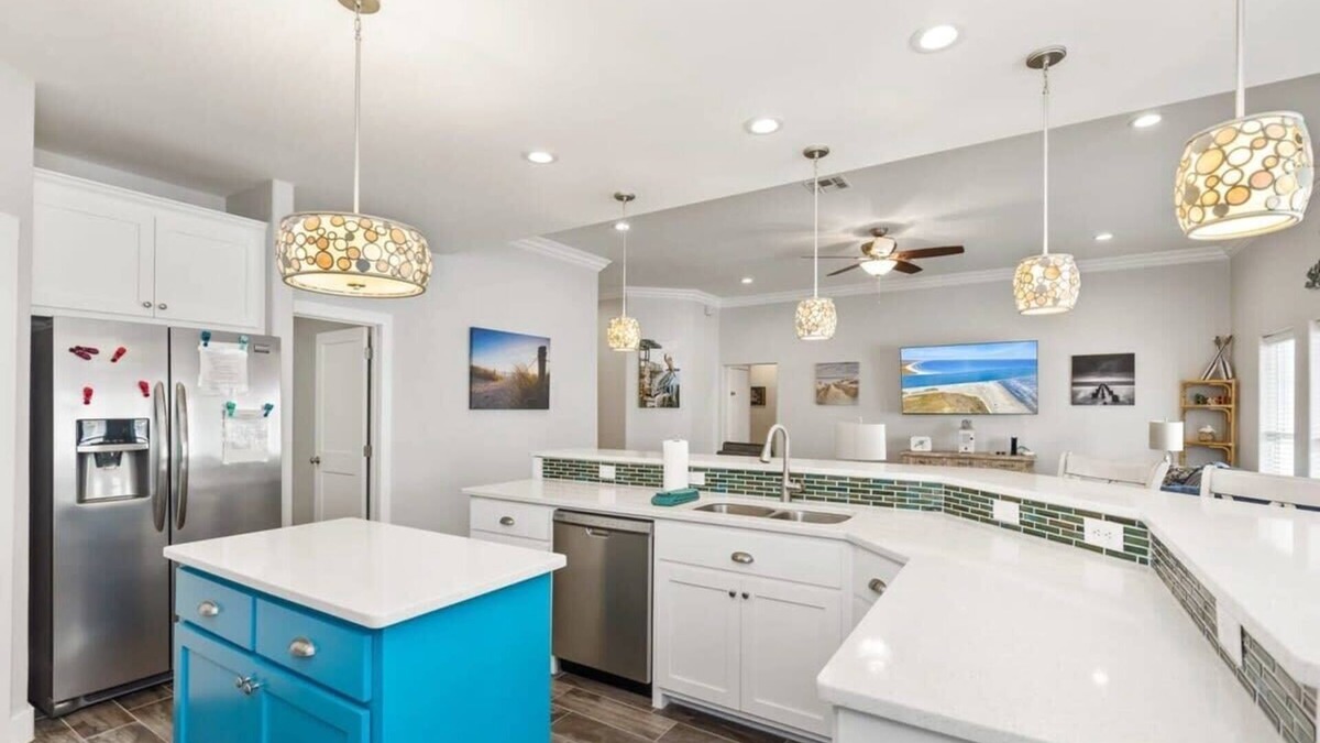 Safe Harbor House | Serenity by the Sea | Starkey by Portoro
