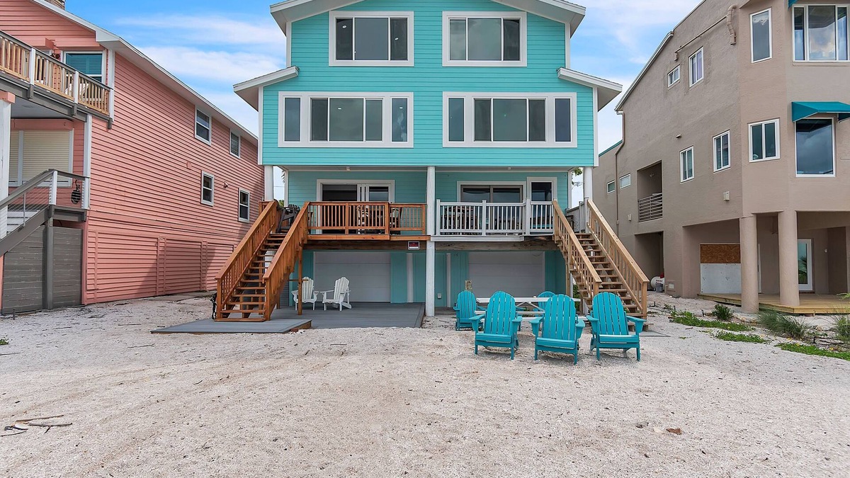 Sunset Beach House | Serenity By The Sea - Beachfront townhouse in great location. Pet friendly!