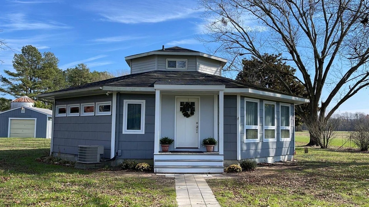 Pocomoke City Cottage | Serenity Cottage: Central to state parks, historic towns, MD & VA beaches