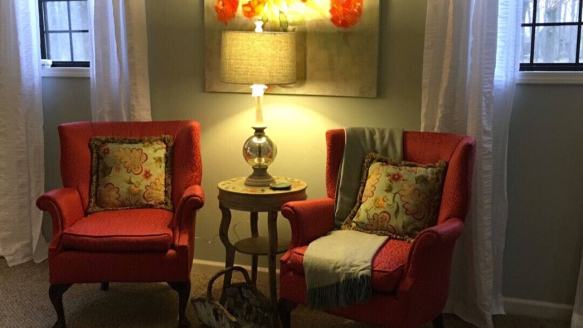 Humboldt House | Serenity Country Cottage Guest Suite