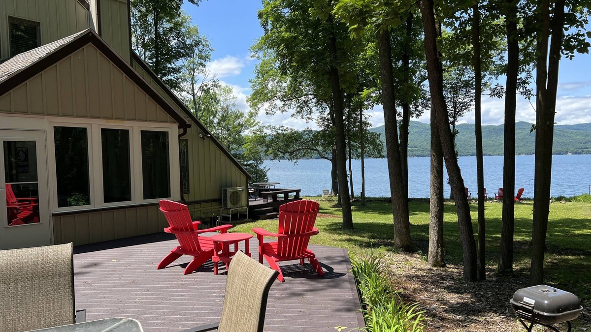 West Addison House | Serenity Family get away on Lake Champlain!