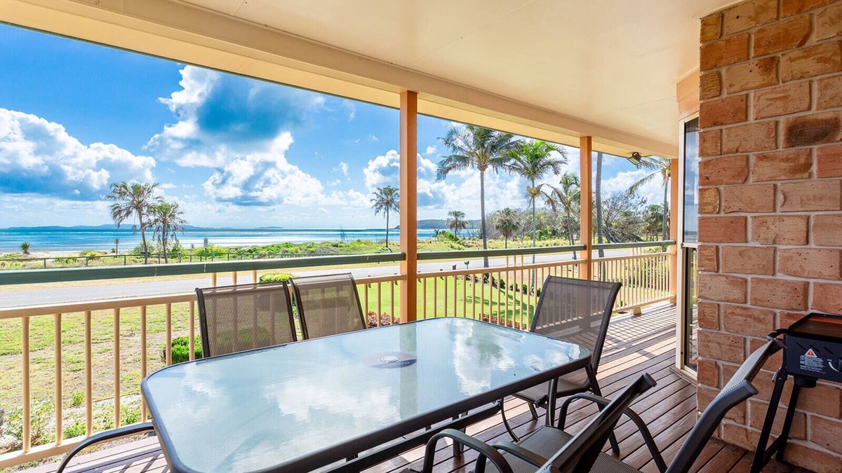 Kinka Beach House | Serenity House at Kinka - UPPER LEVEL
