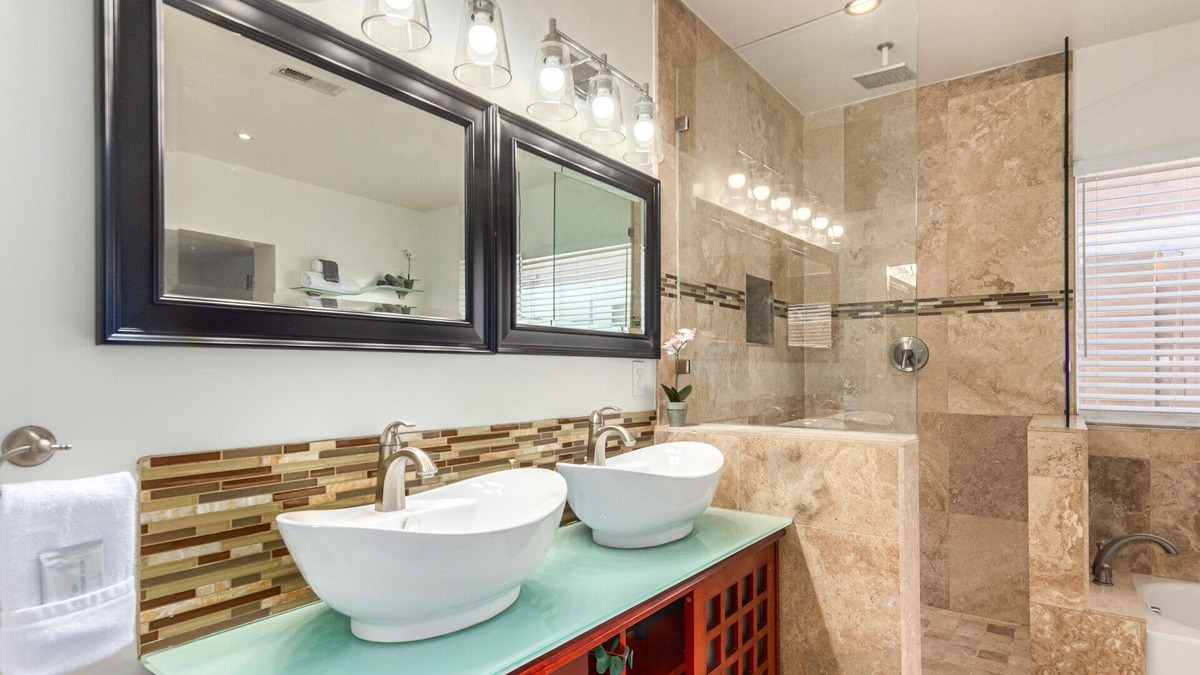 Camelback East House | Serenity in the heart of Phoenix's Camelback East/Biltmore 3 bedrooms 2 baths
