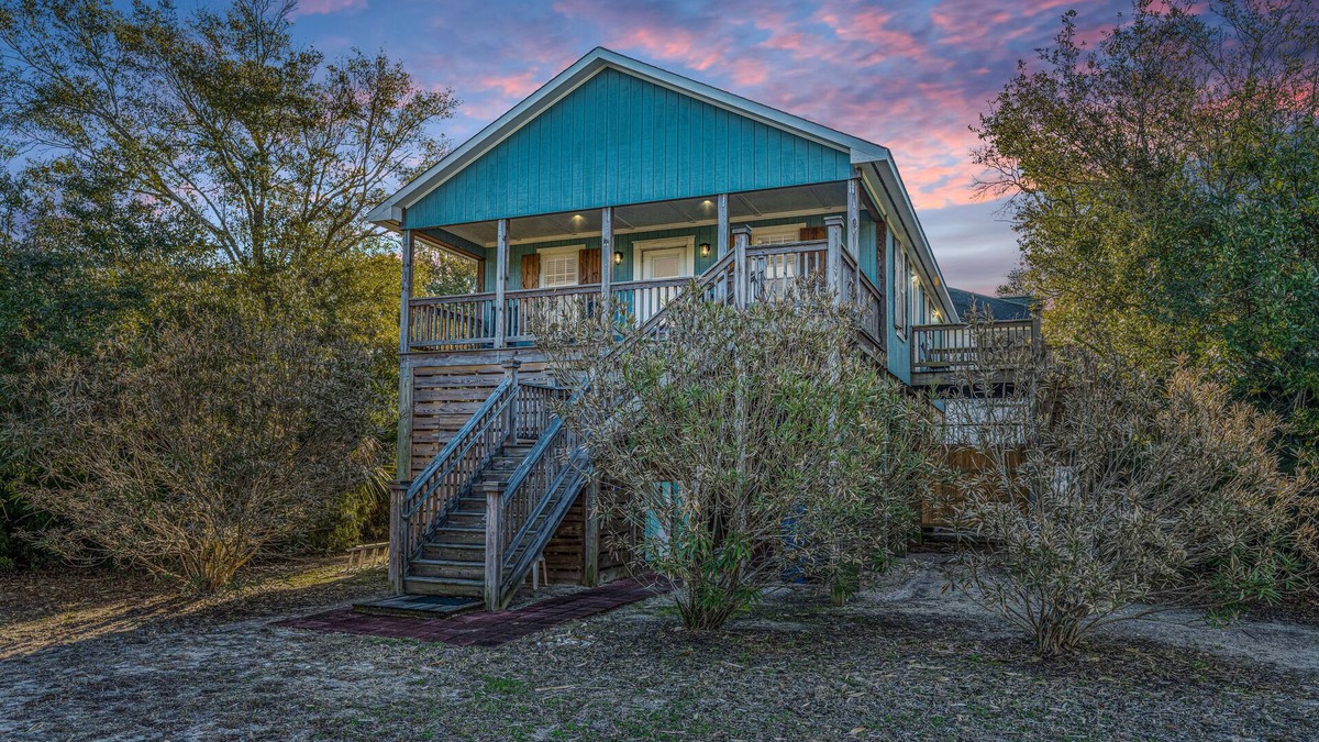 Edisto Island House | Serenity Now-Adorable Beach Cottage; Covered Porch & Easy Beach Access;WiFi/TV