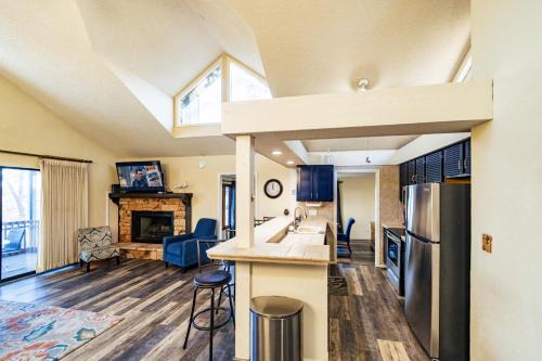 Osage Beach House | Serenity Now - Quiet 4 BDR in Tan-Tar-A Estates