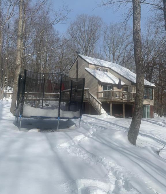 Bushkill Resort | Serenity on Saunders Drive