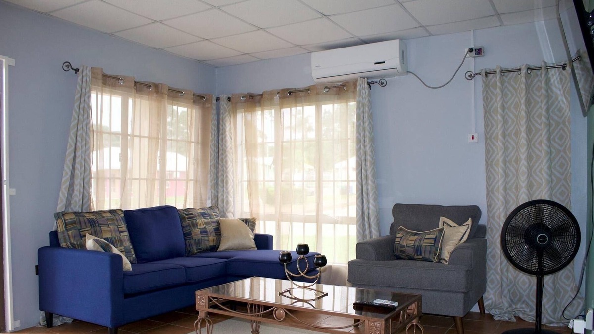 Mayaro House | Serenity Retreat Cottage 2- 5mins from the beach!