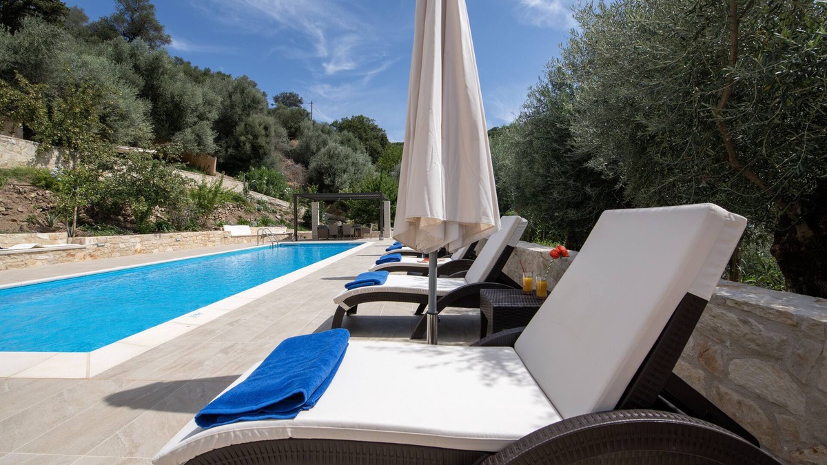 Dhris Villa | Serenity River Villa | Feel The Serenitynof the River